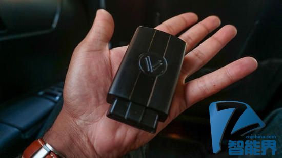 汽車秒變WiFi熱點，只需一個小黑盒