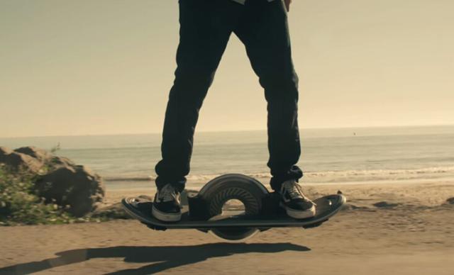 【智能界大百科】懸浮滑板Hoverboard 獨輪驅動炫酷到爆