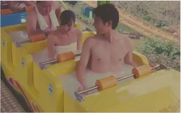 見過在旋轉木馬 過山車 摩天輪上泡溫泉的嗎？他們做到了