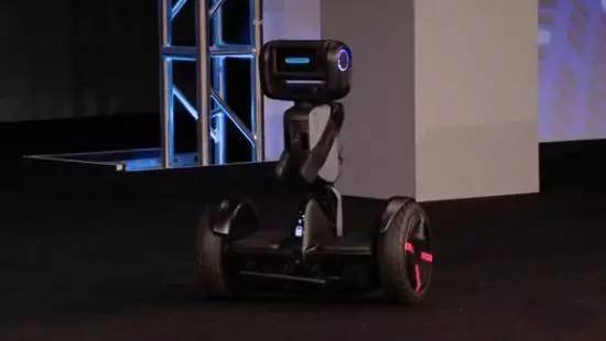“路萌”加入快遞機器人家族，市場發展正漸趨成熟