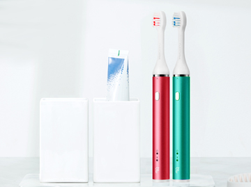 【圣誕福利】菲萊斯 P18堆棧式電動牙刷（薄荷綠、紅酒紅）