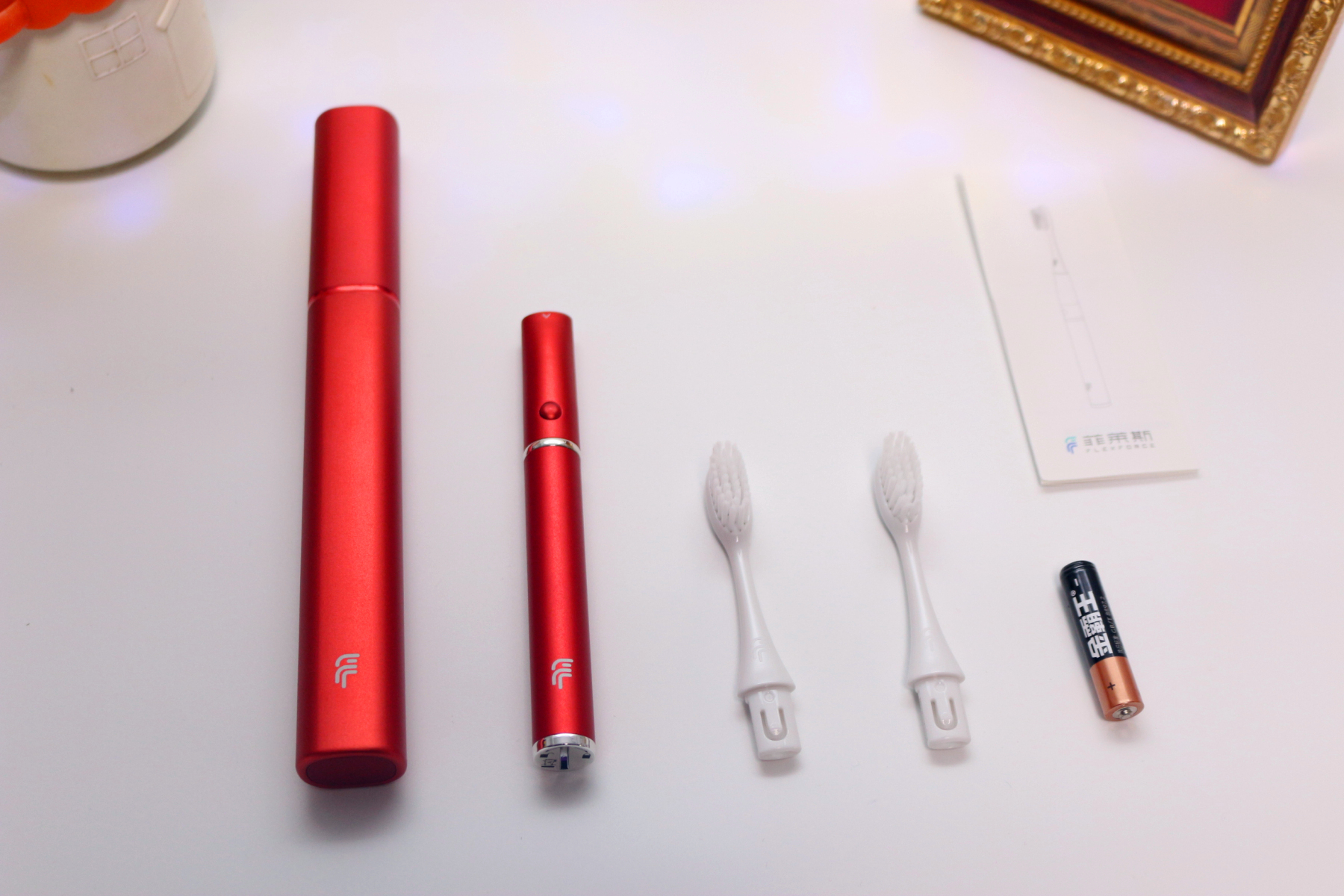 是鋼筆還是牙刷？—菲萊斯 V1電動牙刷使用體驗