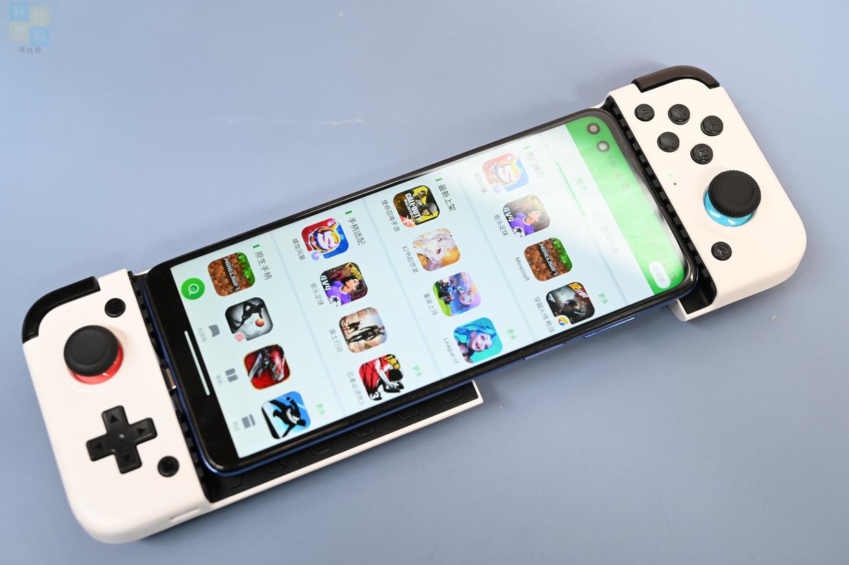更痛快的游戲操作，讓手機一秒變Switch，小雞X2游戲手柄體驗