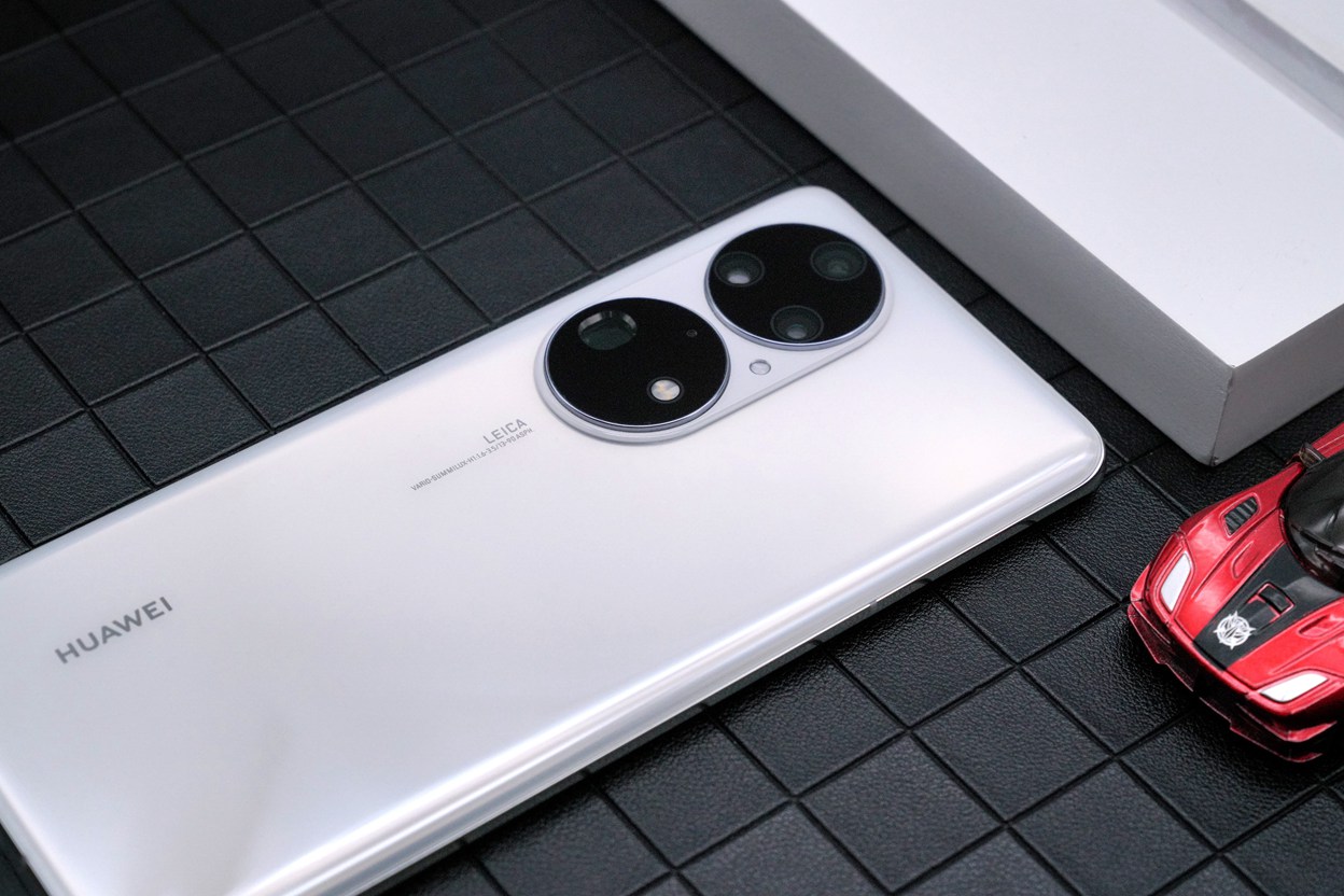 華為P50 Pro：萬象新生、萬物互聯，影像新旗艦