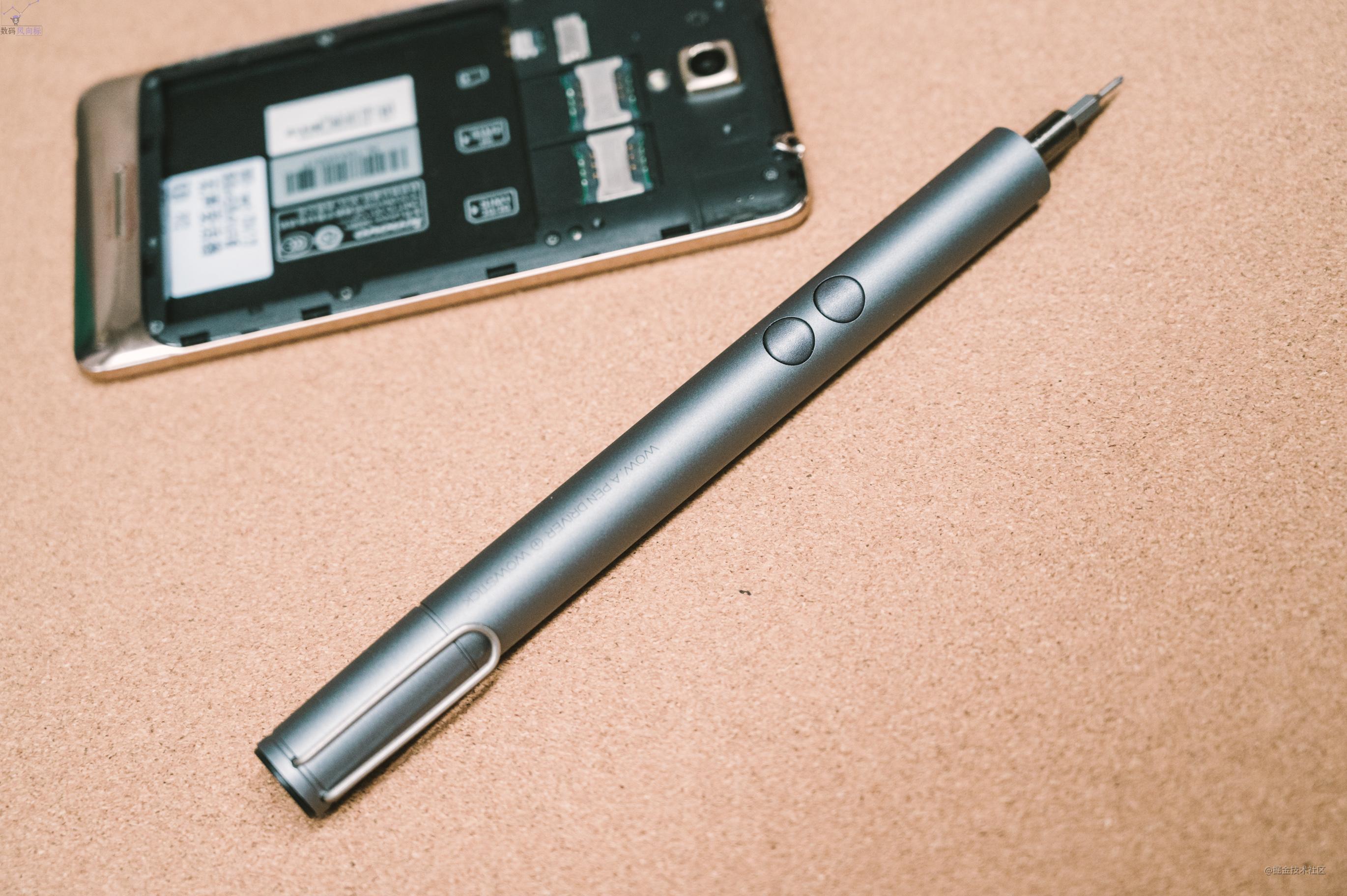 小件拆裝好幫手，WOWSTICK鋰電螺絲刀套裝體驗