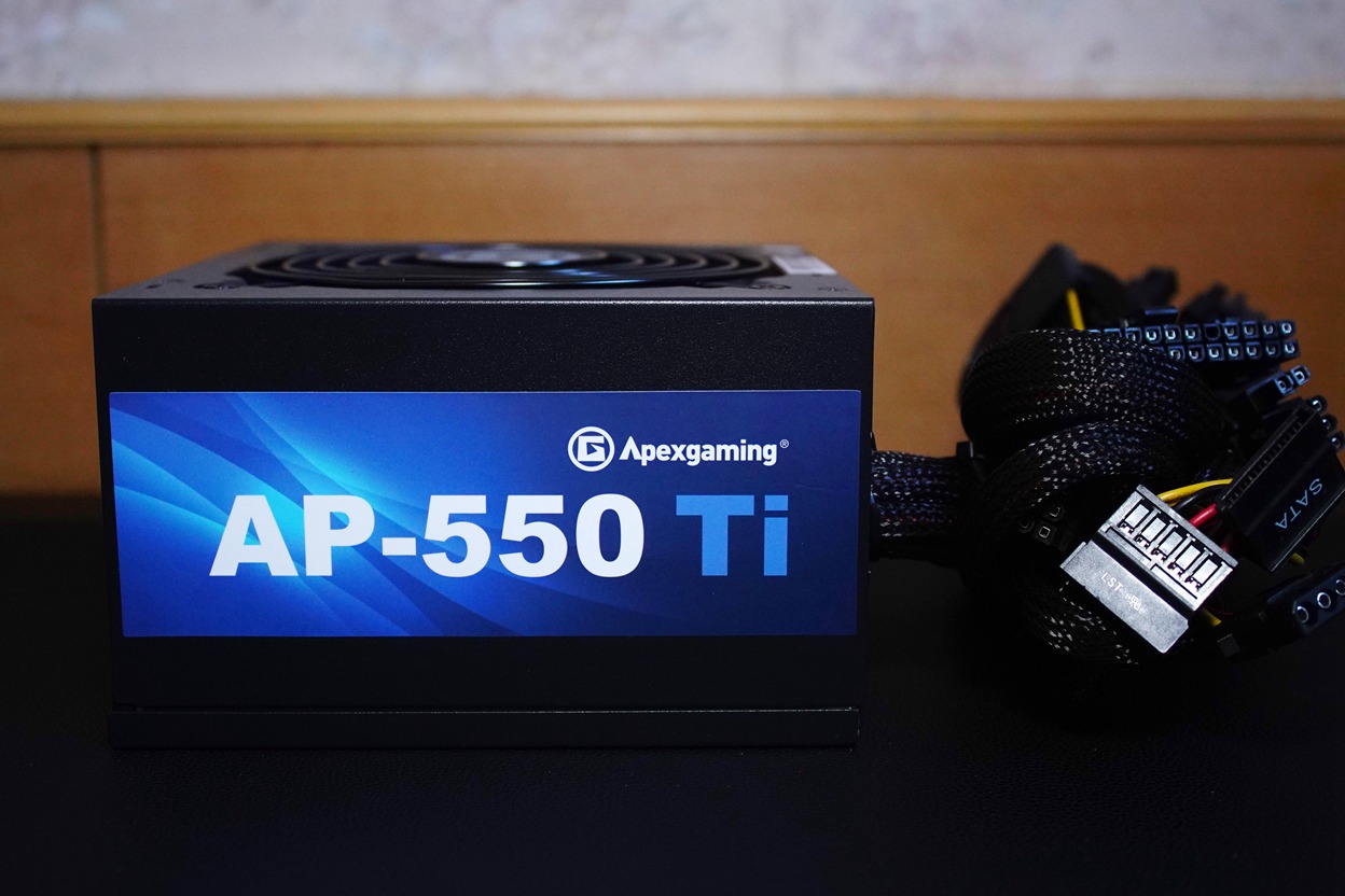 艾湃電競AP-550Ti電源：要性能，更要健康！