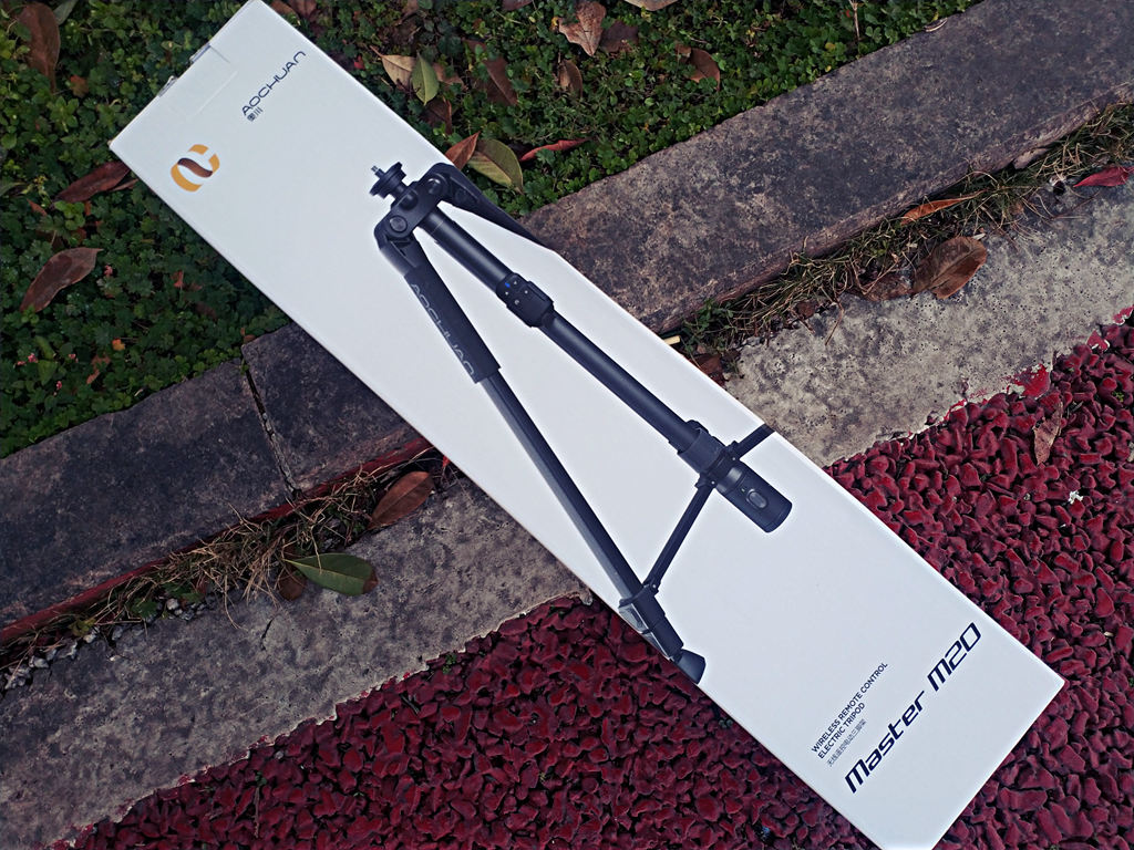 創意拍攝，一觸即發：奧川master m20電動升降三腳架