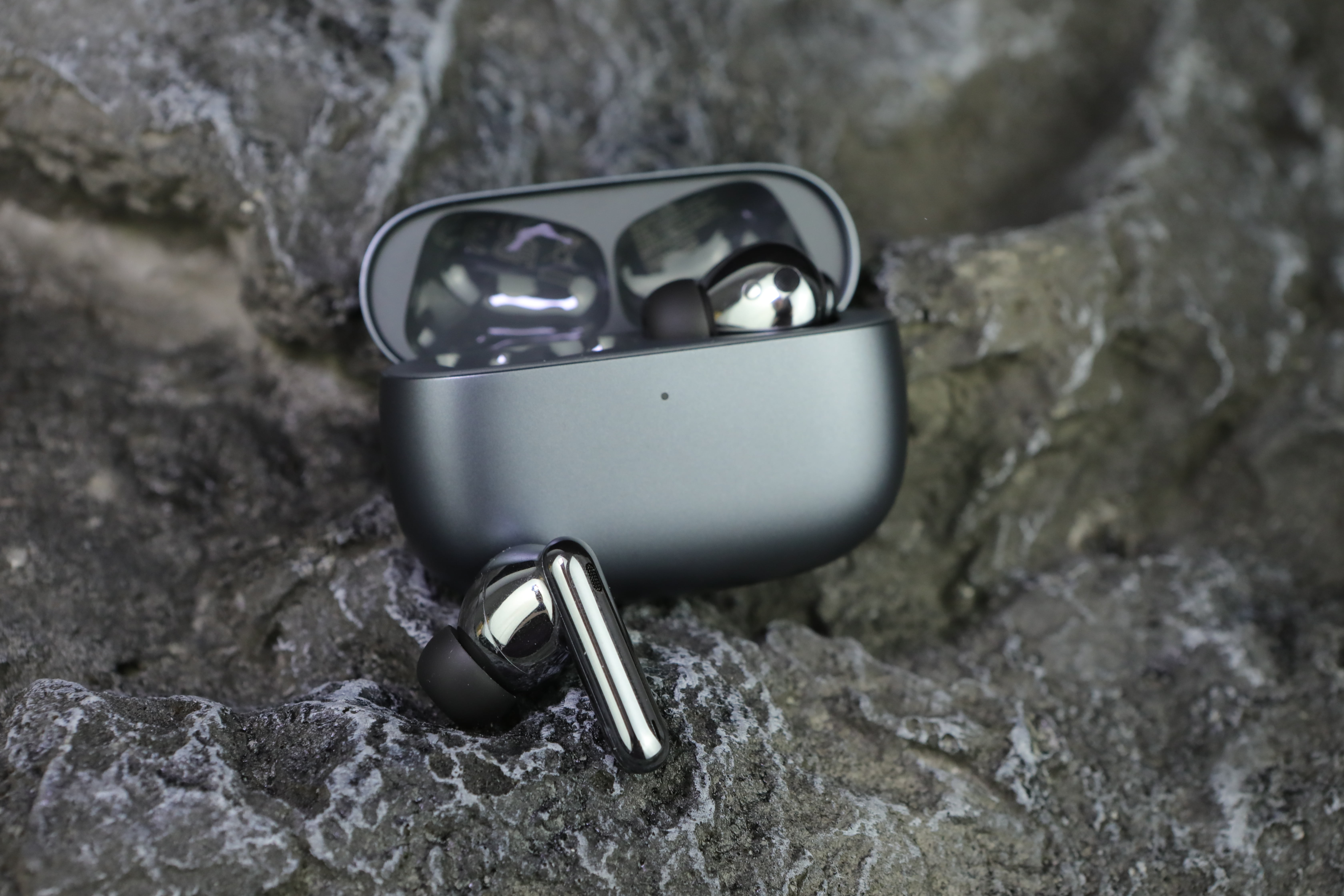 能測溫的耳機你見過嗎？Earbuds 3 Pro智能測溫降噪耳機