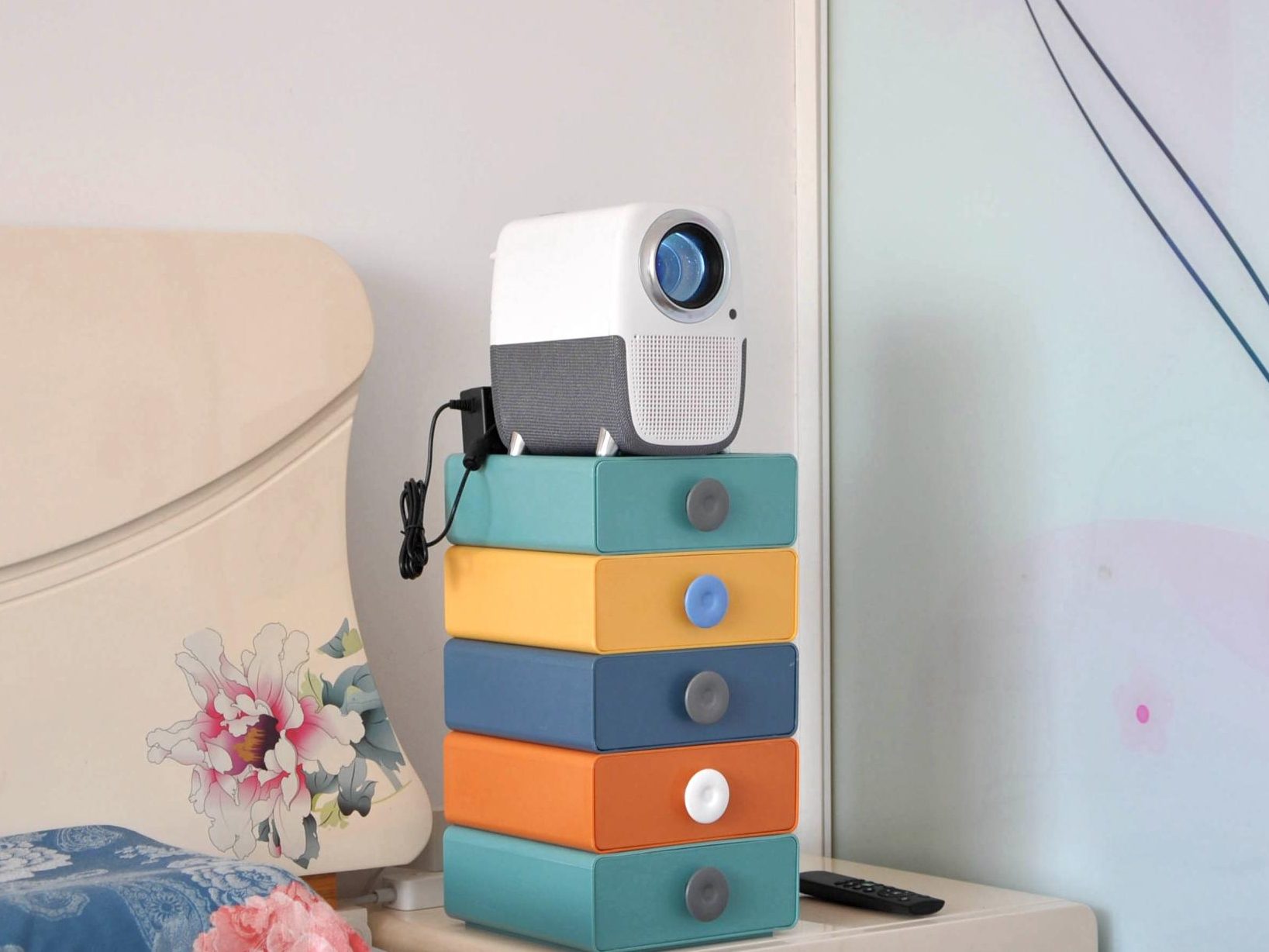 泰捷 WEBOX T1S 投影儀新品評測：千元售價真1080P，還支持梯形校正