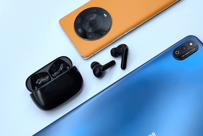 榮耀Earbuds 3 Pro：內卷王者？不止音質和降噪，還能AI測體溫！