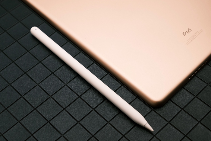 南卡pencil手寫筆：磁吸無線充電、暢意書寫人生