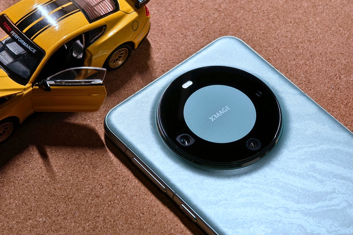 華為Mate60 Pro：女神節送女神，遙遙領先！