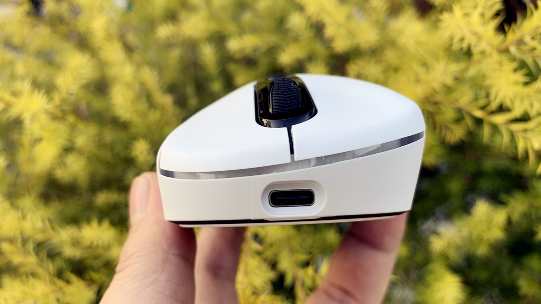 右手工學設計游戲鼠標新王牌，雷柏VT3 PRO MAX